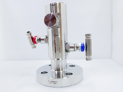 PN100立式法蘭截止閥 PN100立式法蘭截止閥