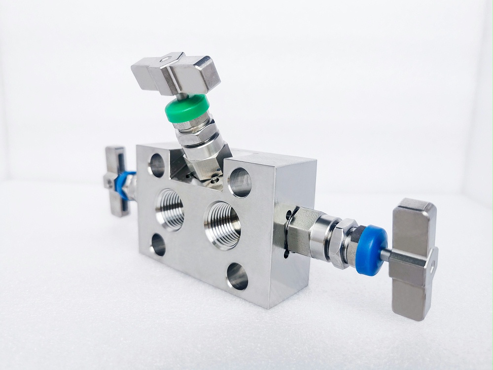 一體化三閥組JVA1-3P0-3FNWLE 一體化三閥組JVA1-3P0-3FNWLE